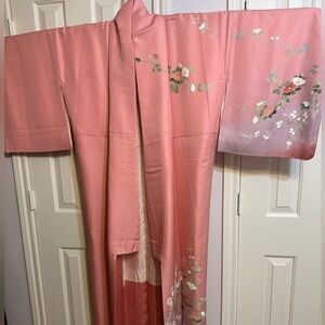 Pink japanese kimono